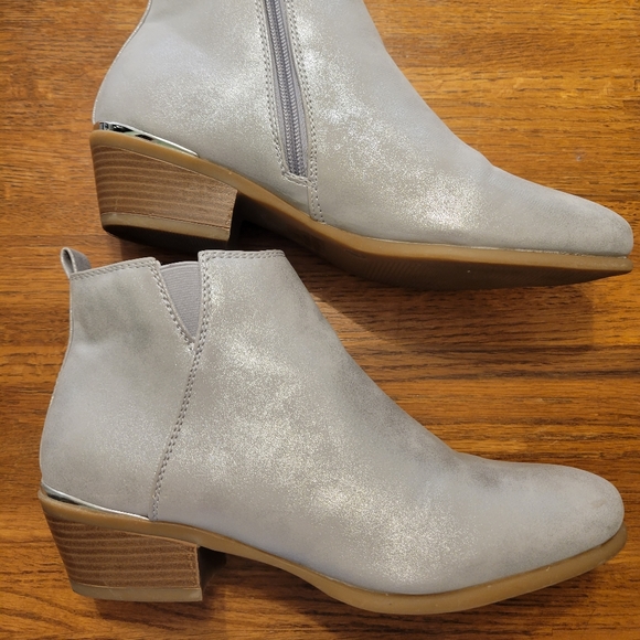 Shimmery Silver Booties - Picture 4 of 9